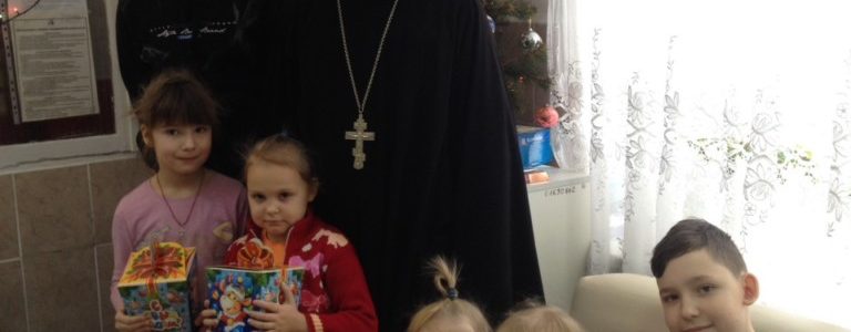 Московским благочинием было организовано Рождественское поздравление для пациентов Детской городской больницы № 42