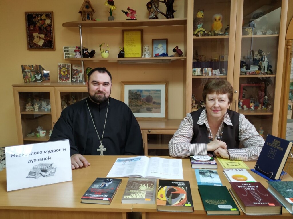Помощник благочинного Московского округа по культуре иерей Артемий Осокин принял участие в программе «Живое слово мудрости духовной»