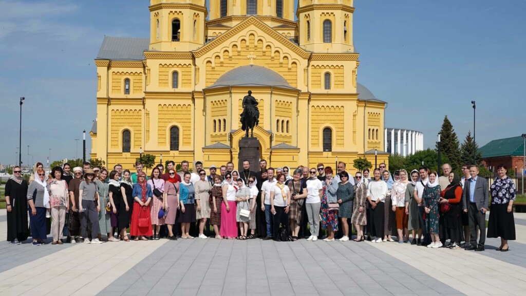 3-5 июня 2022 года представители молодёжного волонтёрского движения Московского благочиния приняли участие в Международном форуме «Волонтёр преподобного Серафима Саровского»