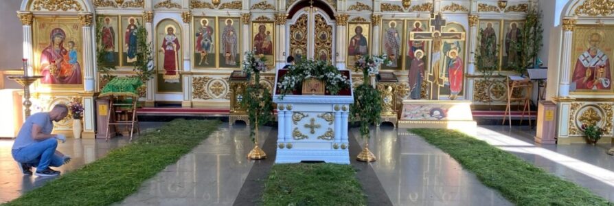 Праздник Троицы отметили в центральном храме Московского благочиния