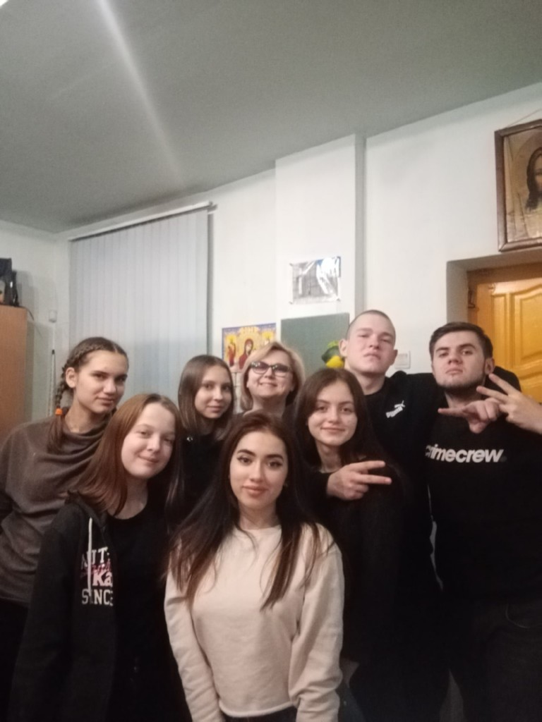 Активисты Молодежного волонтерского движения готовятся к масленичным гуляньям