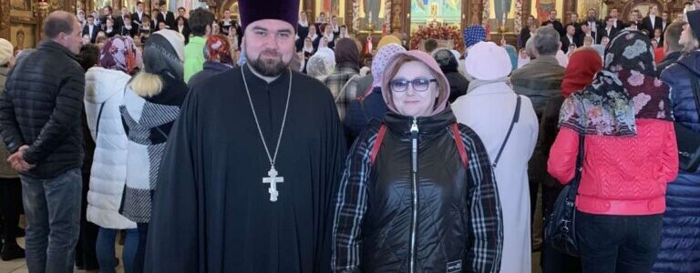 Представители Московского благочиния 28 апреля 2022 года побывали на Пасхальном хоровом соборе в Кафедральном соборе Александра Невского