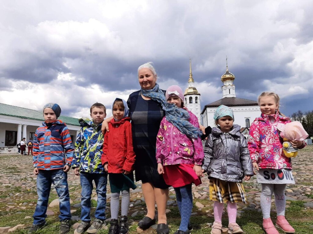 15 мая 2022 года родители учеников Воскресной школы храма в честь иконы Божией Матери «Скоропослушница» собственными силами организовали поездку в Суздаль