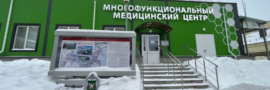 Пациентам военного госпиталя передали продуктовую помощь
