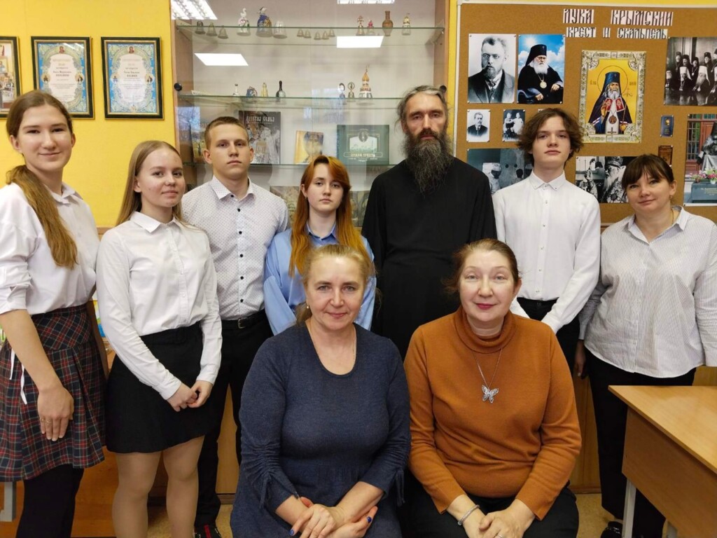 Прошел районный этап детских городских Рождественских чтений