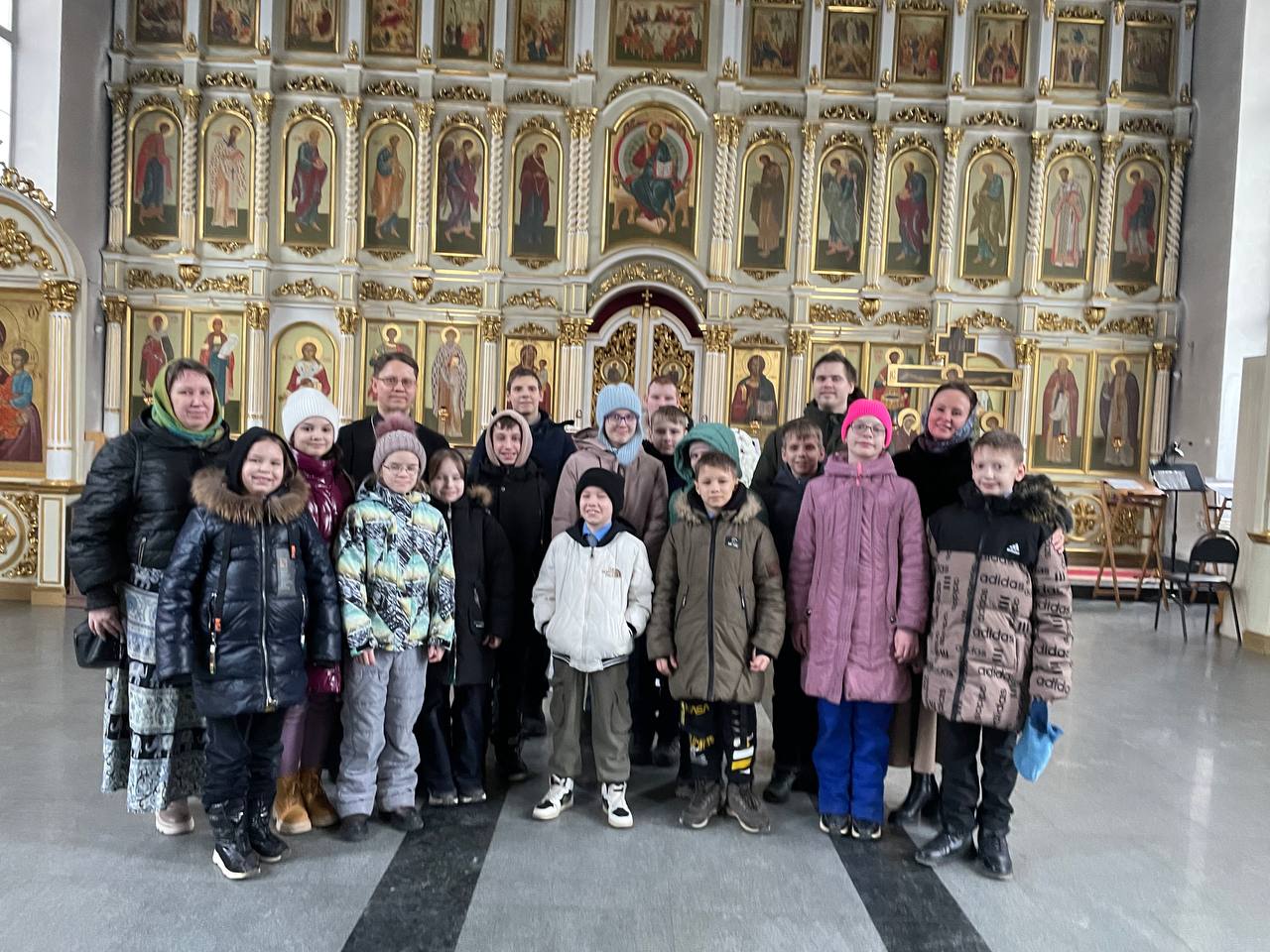 Ученики школы № 86 посетили центральный храм Московского благочиния