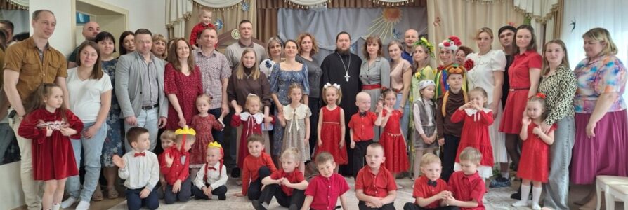 Пасхальные утренники прошли в православном детском саду во имя прп. Серафима Саровского