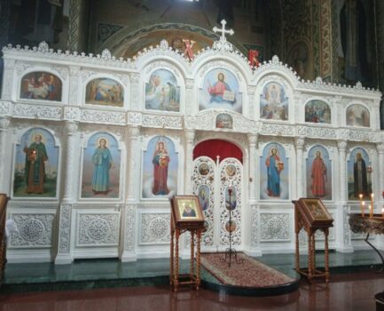 Состоялась Литургия для детей с ментальными нарушениями