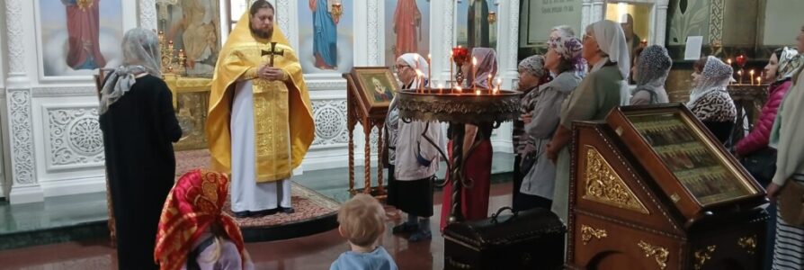 В Московском благочинии прошла очередная Литургия для детей с ментальными нарушениями