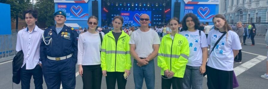 Молодежный актив благочиния принял участие в культурных и патриотических мероприятиях