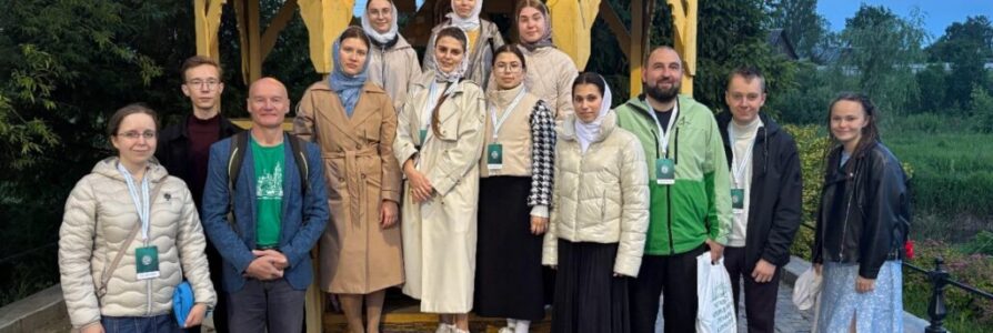 Волонтеры благочиния стали участниками Серафимовского форума