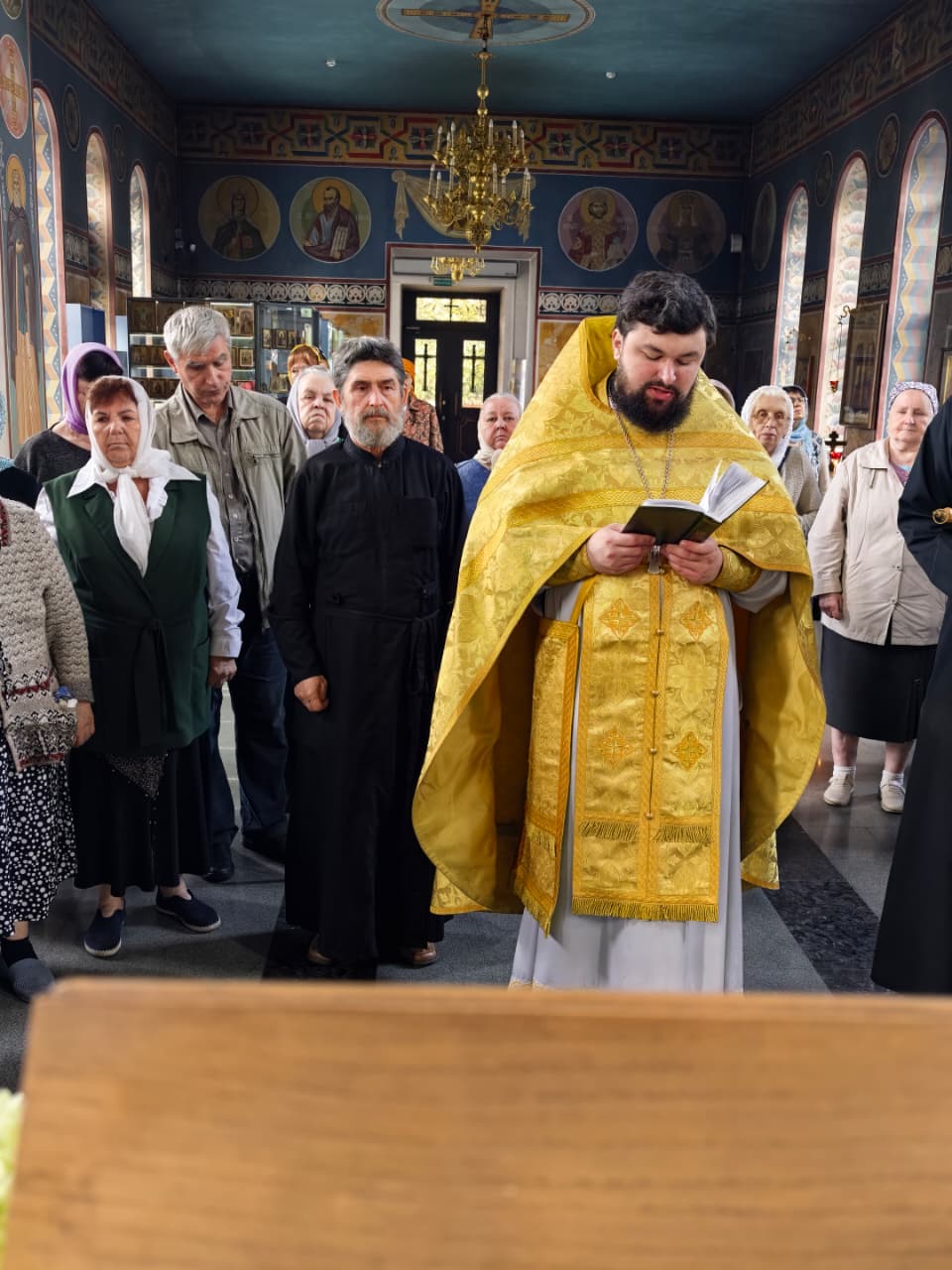 В центральном храме благочиния освятили новую икону Преображения Господня