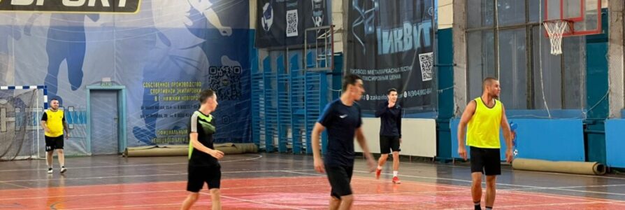 Команда благочиния по мини-футболу провела тренировку