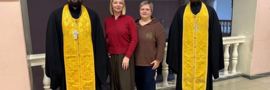Священники освятили ДК Орджоникидзе