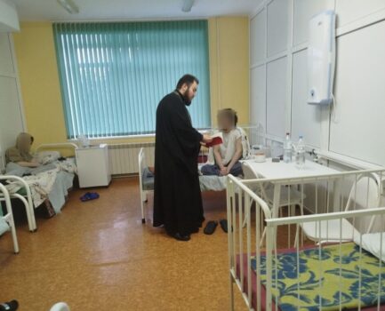 В детской больнице прошла акция «Евангелие в каждый дом»