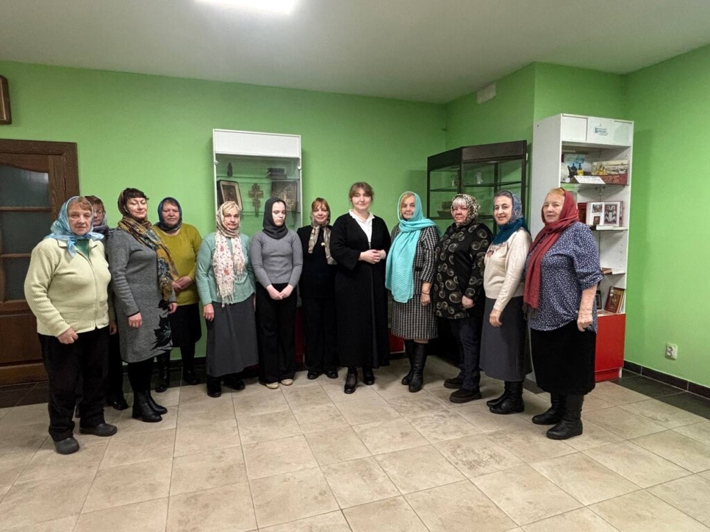 Храм во имя прп. Серафима Саровского посетил актив ТОС «Спортивный»