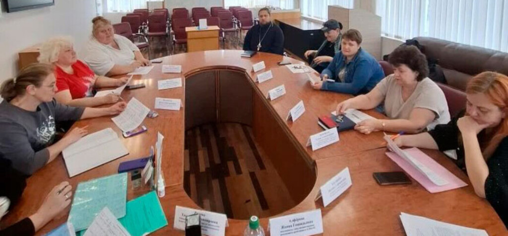 В июне помощник благочинного дважды работал в составе комиссии по делам несовершеннолетних